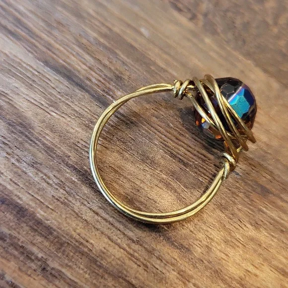 Gold Tone Iridescent Bead Wire Wrapped Ring, Size 7 - Picture 9 of 11